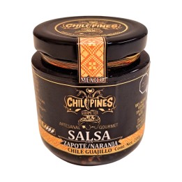 Salsa de zapote con naranja y guajillo